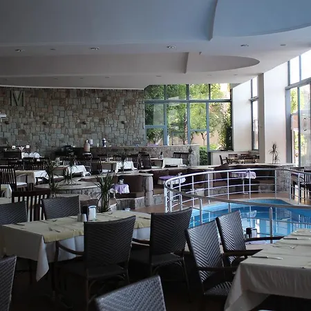 Lighthouse Otel 4*