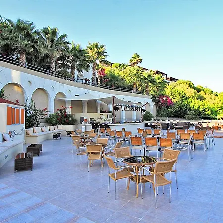Otel Lighthouse 4*