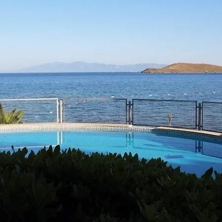 Lighthouse Otel