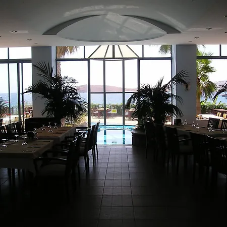 Hotel Lighthouse 4*