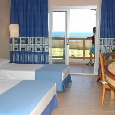 Lighthouse 4*