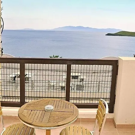 Lighthouse Ortakentyahşi